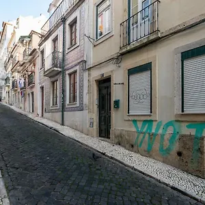 https://feels-like-home-bica-charming-flat.hotels-lisbon-portugal.com