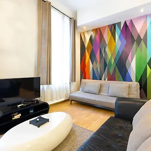 https://luxury-apt-w-spacious-livingroom-operahouse.inbudapesthotels.com